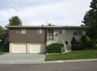 16 Dartmouth Ave, Pocatello, ID 83201