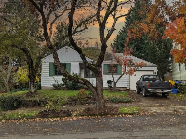 4705 SE Haig St, Portland, OR 97206