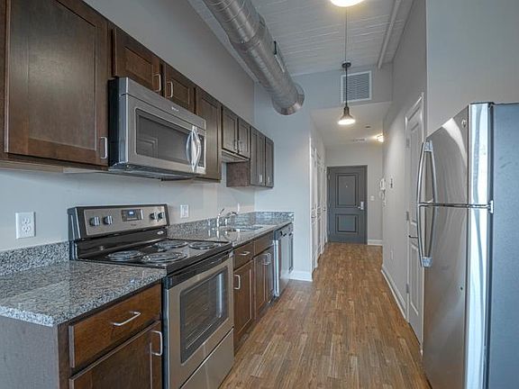 5th image of 733 Broadway APT 303