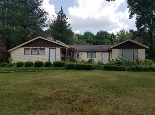 12909 Heath Rd, Chesterland, OH 44026