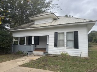 425 2nd St SW, Carbon Hill, AL 35549