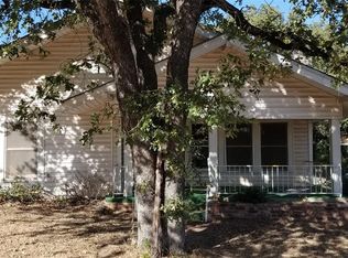 912 Cypress St, Ranger, TX 76470