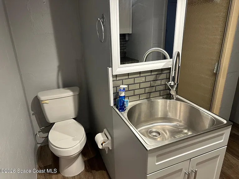 401 Milford Point Dr — Photo 31