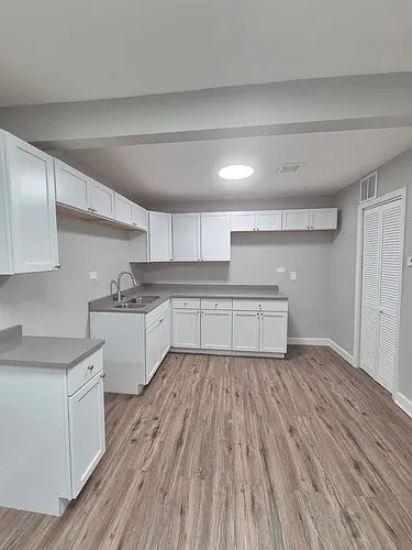 2815 Harrison Photo 1