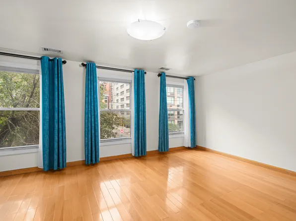 226 Grand Street image 8 of 26