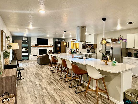3rd image of 3629 Linkwood Ln