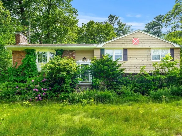 445 Salem St, North Andover, MA 01845