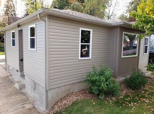 22 Wesley St, Canton, NC 28716