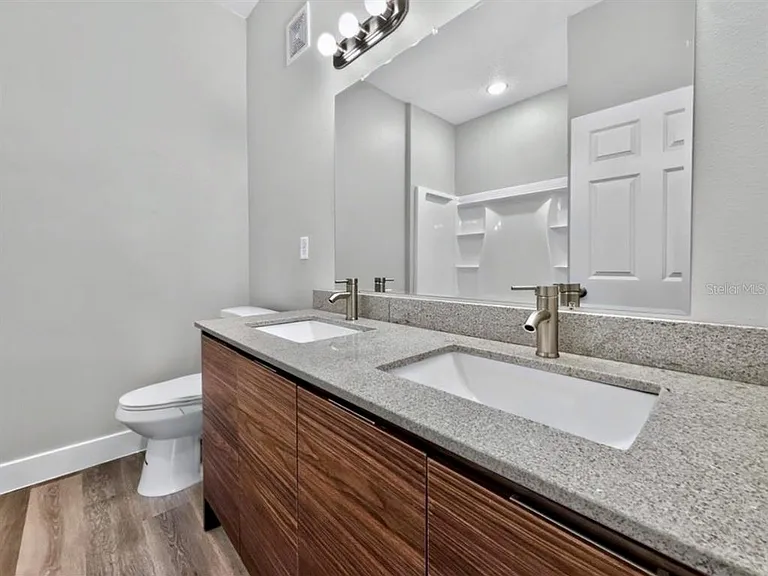 4424 S Texas Ave #1-302 — Photo 12