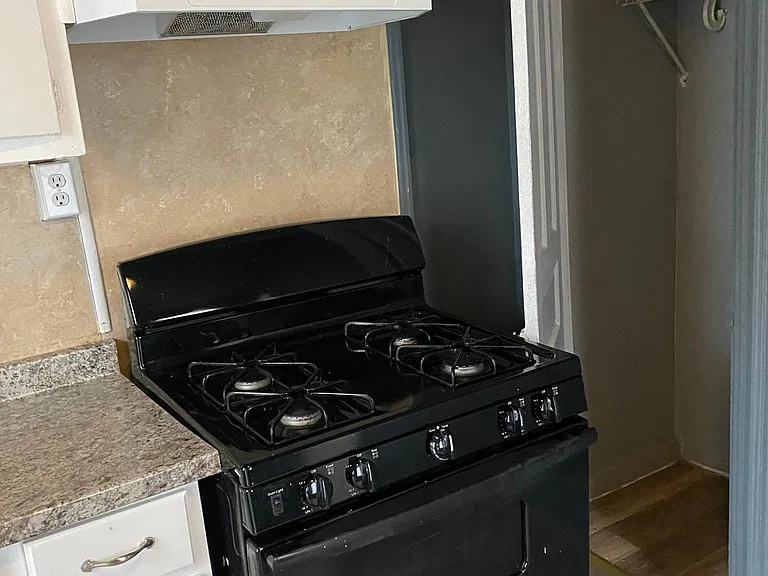 1162 Mulberry St — Photo 7