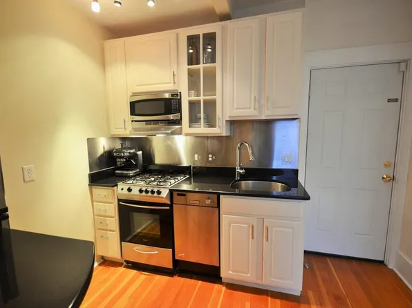 75 Burbank St APT 203, Boston, MA 02115