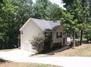 6525 Dogwood Rd, Gainesville, GA 30506