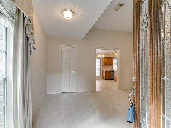3rd image of 1835 Fantasy Woods Dr