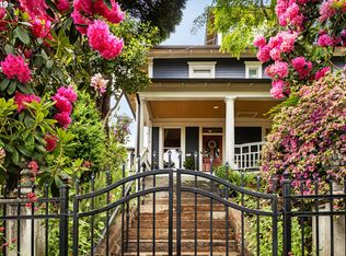 605 NE Going St, Portland, OR 97211