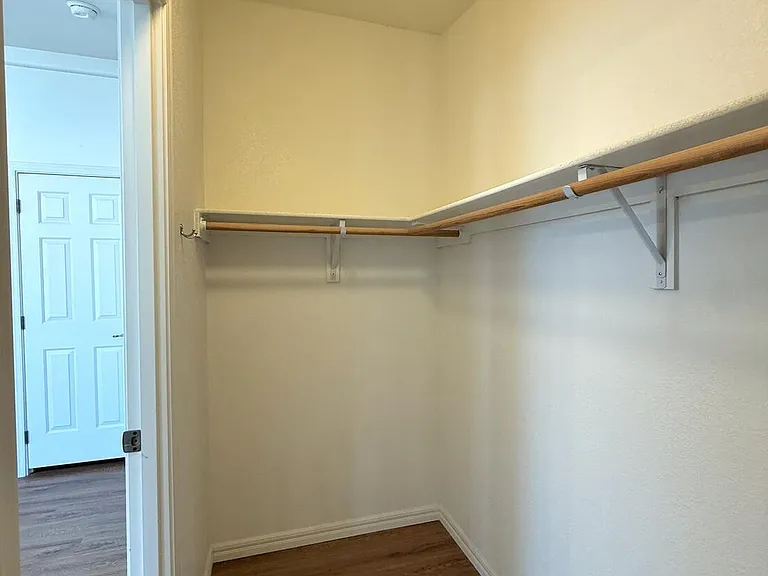 1116 Samantha St — Photo 19