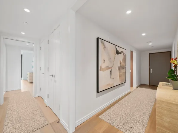 111 West 56th Street image 13 of 17