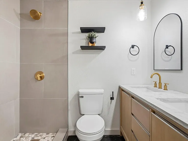5718 Landino St — Photo 11