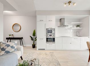 2221 Yonge St #506, Toronto, ON M4S 0B8