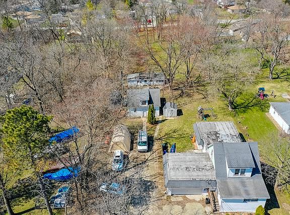 5th image of 28080 N Lake Dr