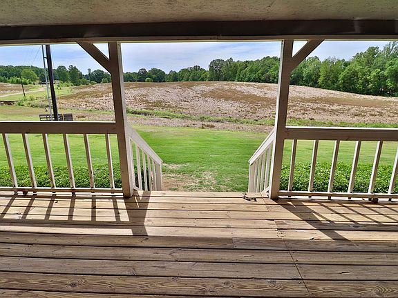 5th image of 367 Junius Lee Rd