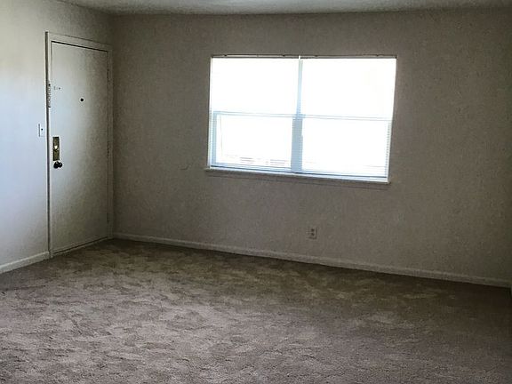 2nd image of 9019 Chesapeake Blvd #A7