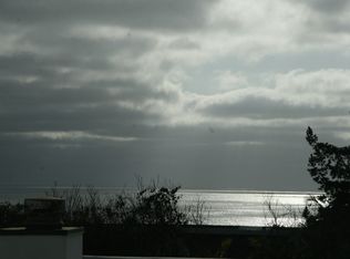 320 7th St, Del Mar, CA 92014