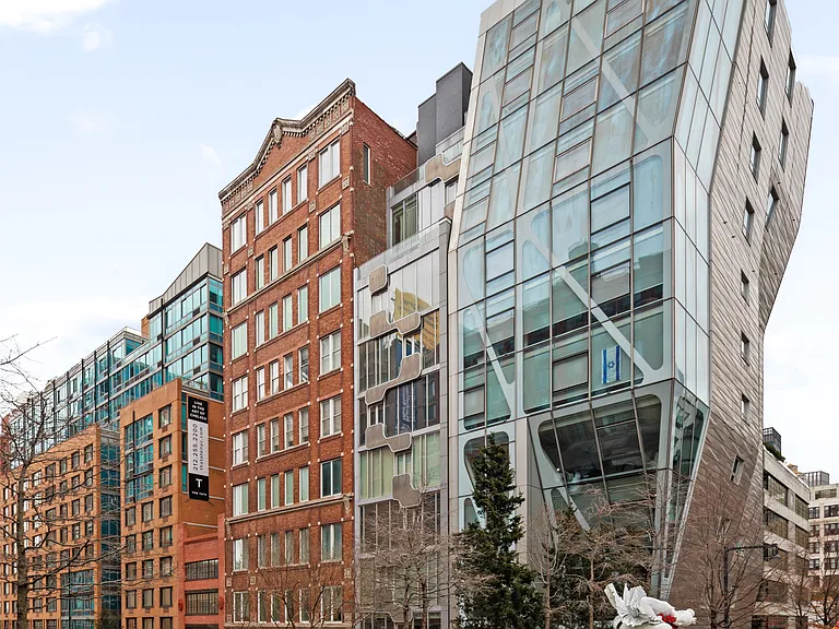 519 W 23rd St #3 — Photo 32