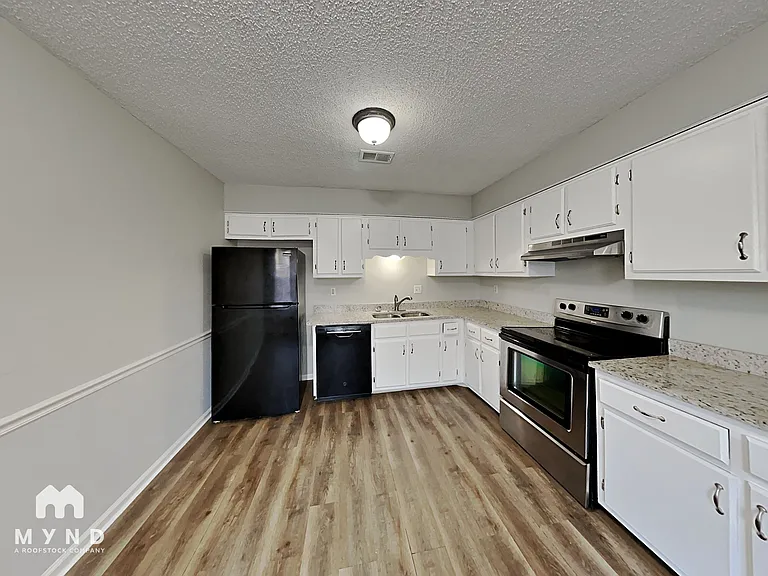 6382 Saginaw Rd — Photo 3