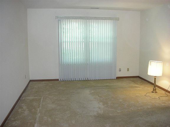 3rd image of 4339 Sunridge Dr APT D