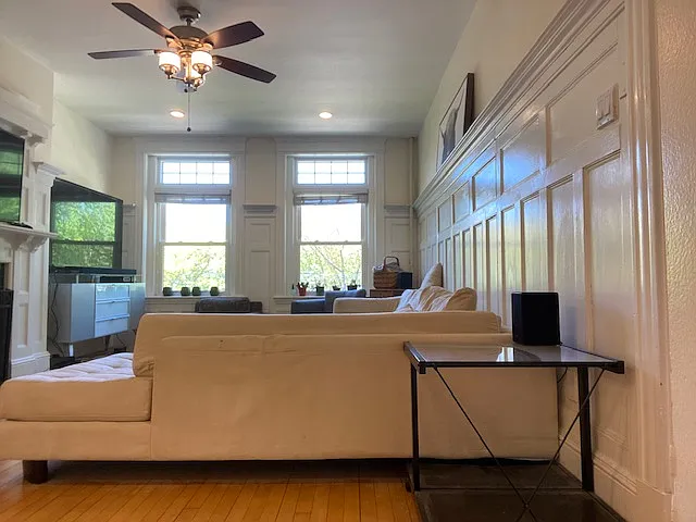3 bed, 1146 sqft, $4,600 — Photo 4