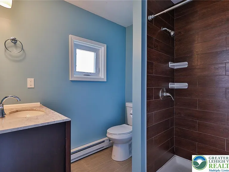 129 E Goepp St — Photo 15