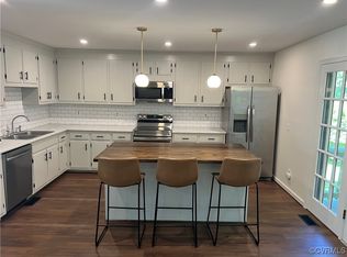 11526 Chester Station Dr, Chester, VA 23831