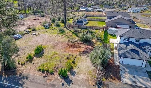 2nd image of 920 Pearson Road