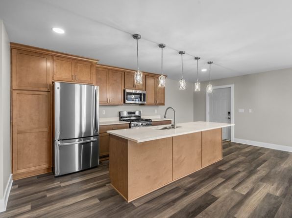 172 E Gardner St #3