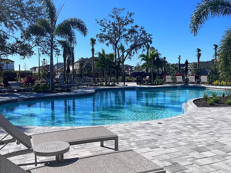 15237 Shady Palms Ln — Photo 25
