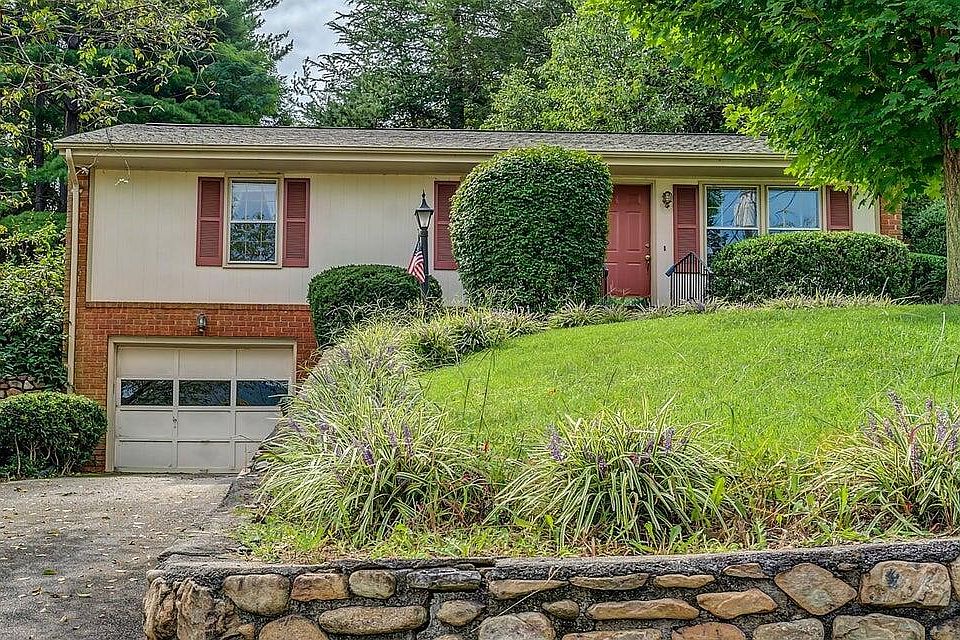1st image of 306 Highfield Rd