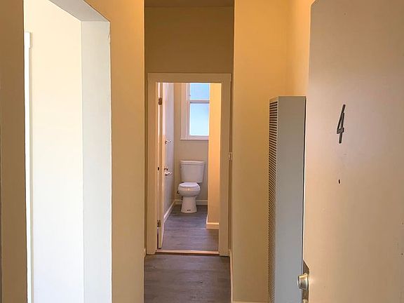 3rd image of 1040 Howard St APT 4