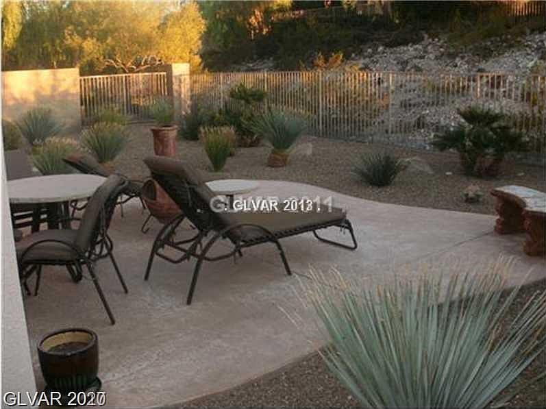 1st image of 42 Emerald Dunes Cir