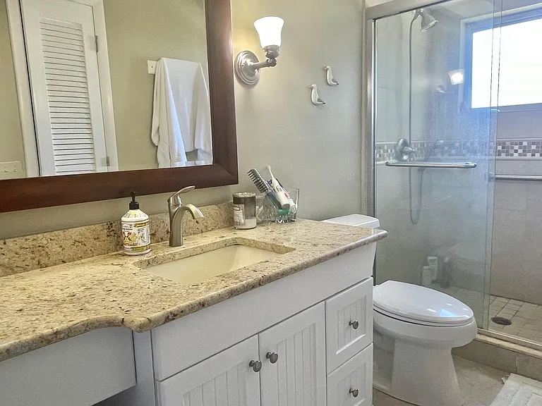 1418 Normandy Park Dr #7 — Photo 16