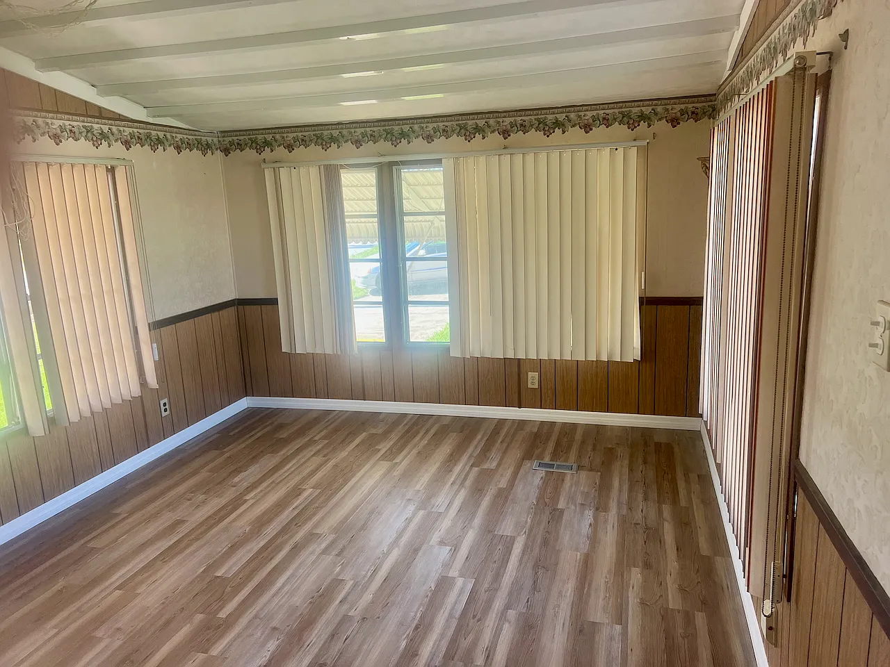 3550 Maine Ave — Photo 3