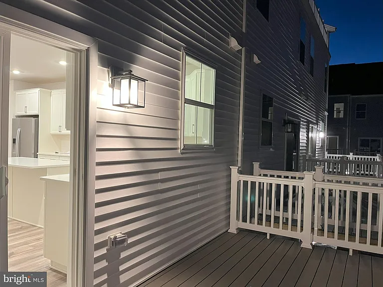507 Titanium St — Photo 19