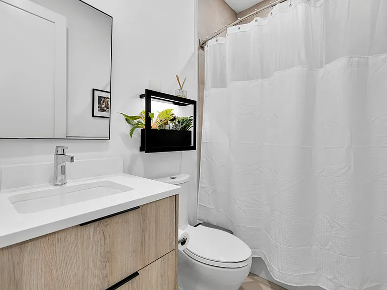 146A S St NW — Photo 23