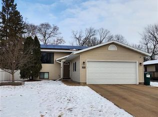2006 Piedmont Rd, Eau Claire, WI 54703