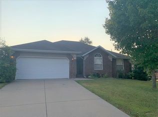 3966 S El Susan Ave, Springfield, MO 65807