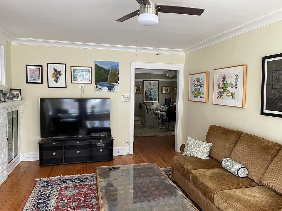 1st image of 5007 N Winchester Ave #2