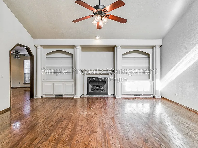 3837 Sunward Cir — Photo 4