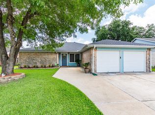 9838 Rustic Gate Rd, La Porte, TX 77571