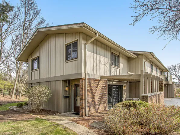 3806 Greenleaf Cir, Kalamazoo, MI 49008