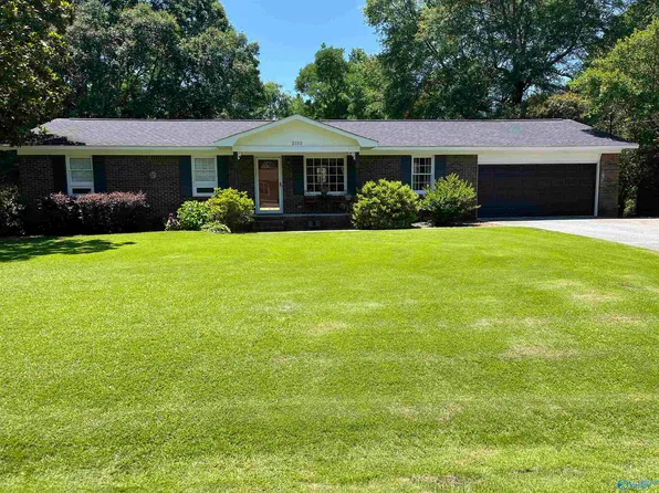 2152 Meadowwood Dr, Gadsden, AL 35907