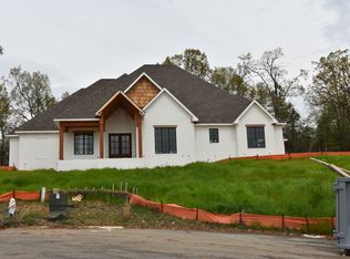 147 Poole Dr, Mulga, AL 35118